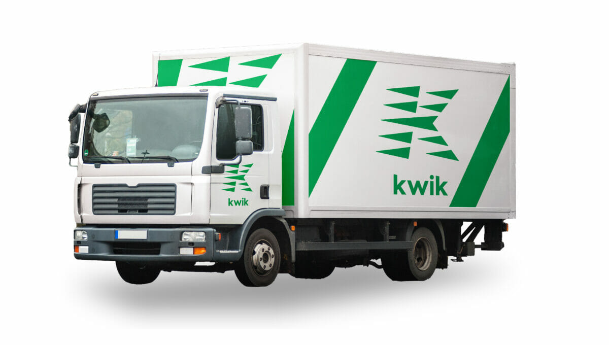 Why Should You Use A Local Trucking Company? | Kwik Delivery